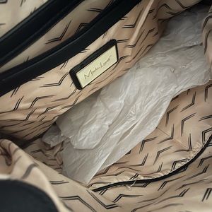 suede purse mint condition non smokers house